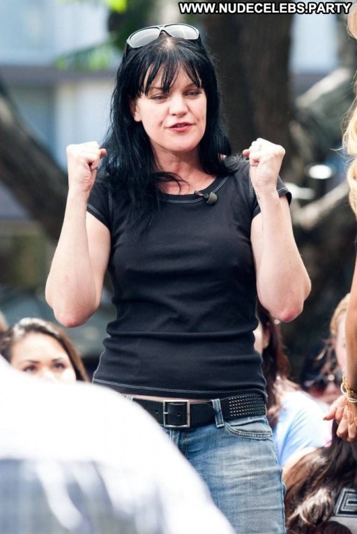 Miscellaneous Pauley Perrette Celebrity Medium Tits Hot Sensual