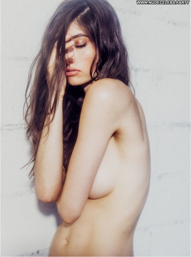 Lauren Nicholas S Magazine Big Tits Nude Pretty Big Boobs Brunettes