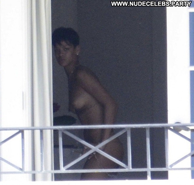 Rihanna Paparazzi Nice Paparazzi Nude Cute Black Beautiful Celebrity