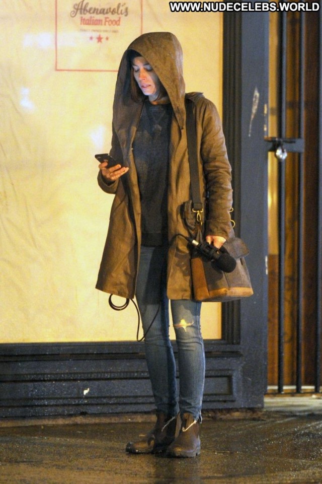 Jessica Biel Celebrity Beautiful Posing Hot Paparazzi