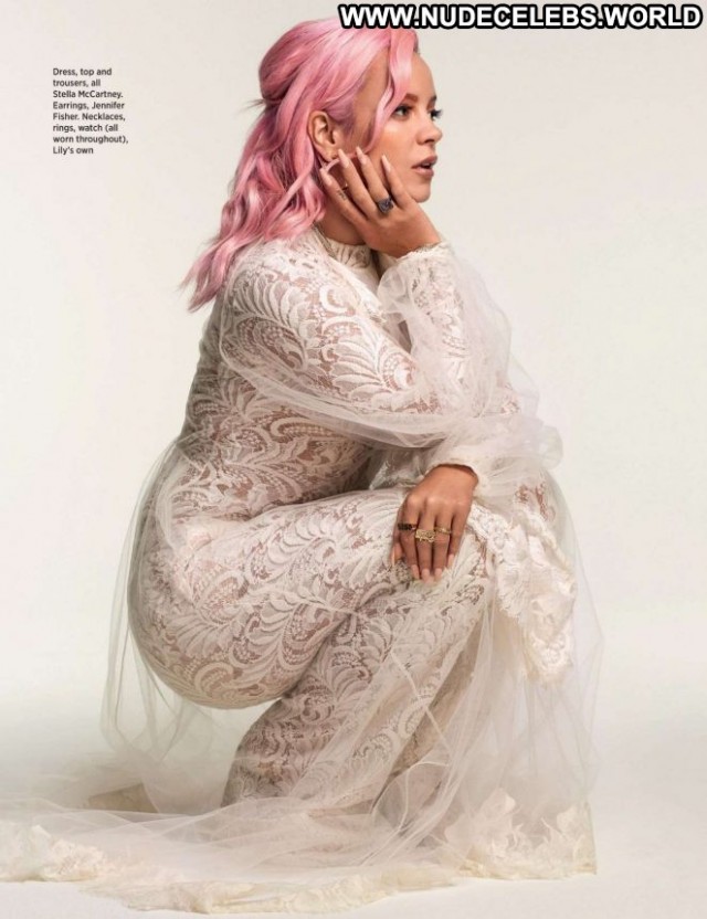 Lily Allen No Source  Celebrity Paparazzi Posing Hot Magazine