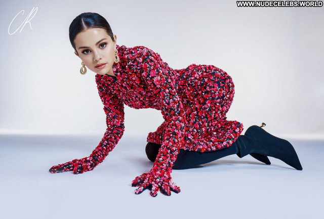 Selena Gomez No Source  Beautiful Posing Hot Sexy Babe Celebrity